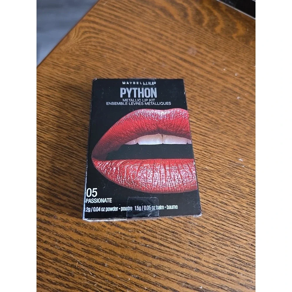 Maybelline Lip Studio Python‎ Metallic Lip Kit, #05 Passionate. New